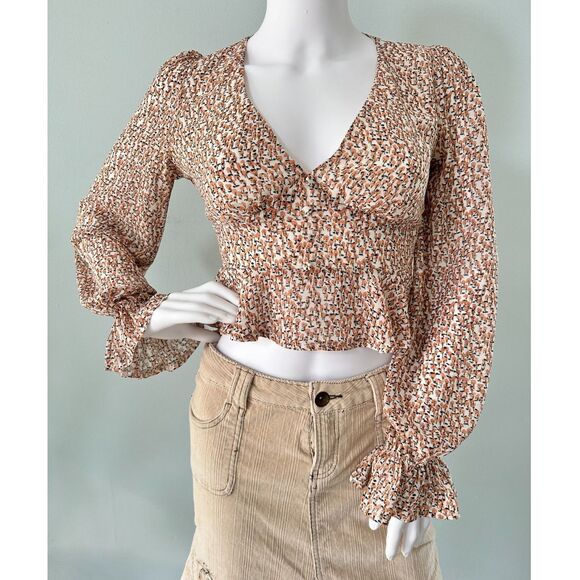 Princess Polly Morwen Abstract Boho Pattern Crop Top Beige Long Sleeve size 0 - Picture 1 of 8